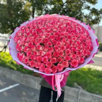 201-Piece Rose Bouquet