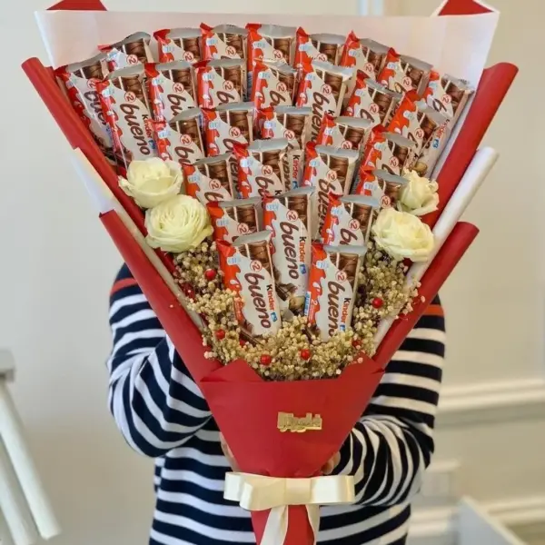 Kinder Bueno Bouquet with White Roses