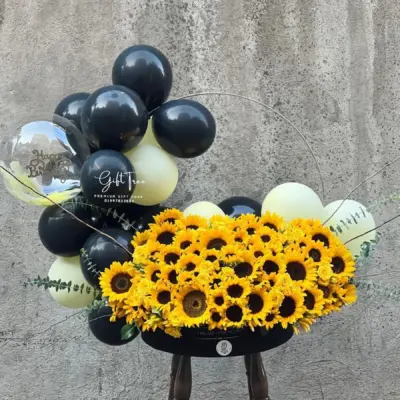 Stylish Sunflower & Balloon Gift Hamper