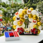 Luxurious Balloon Hamper with chocolate & flowers Cake