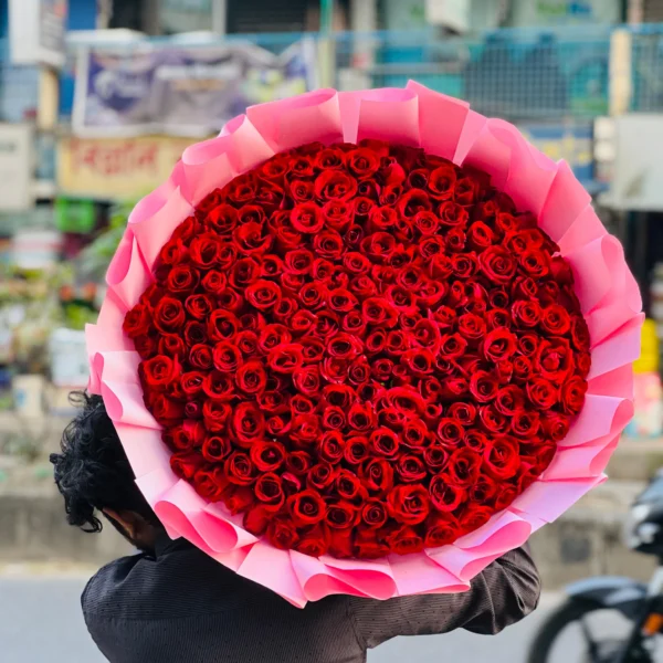 200 Red Rose Bouquet – Grand Luxury Flower Gift in Dhaka