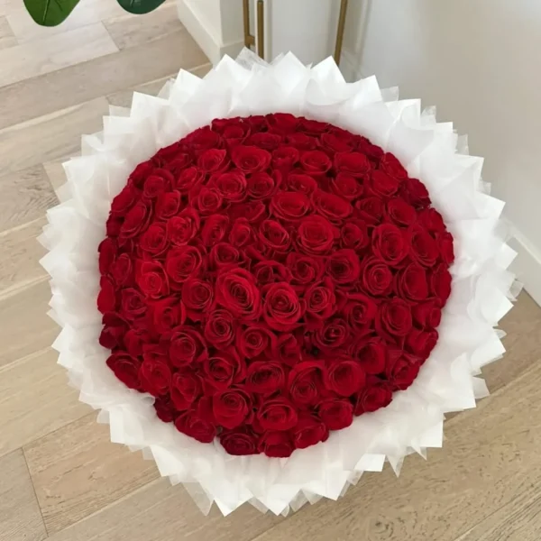 200 Pcs Rose Bouquet – Ultra-Luxury Grand Floral Masterpiece in Dhaka