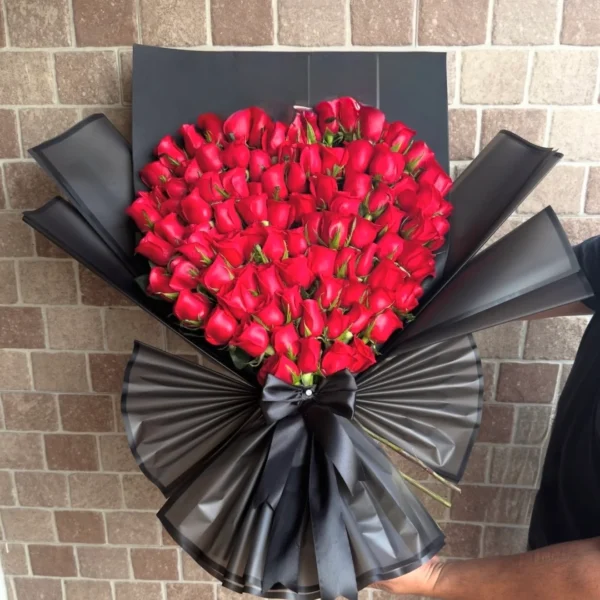 150 Red Rose Heart-Shaped Luxury Bouquet