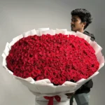 400 Pcs Red Rose Bouquet