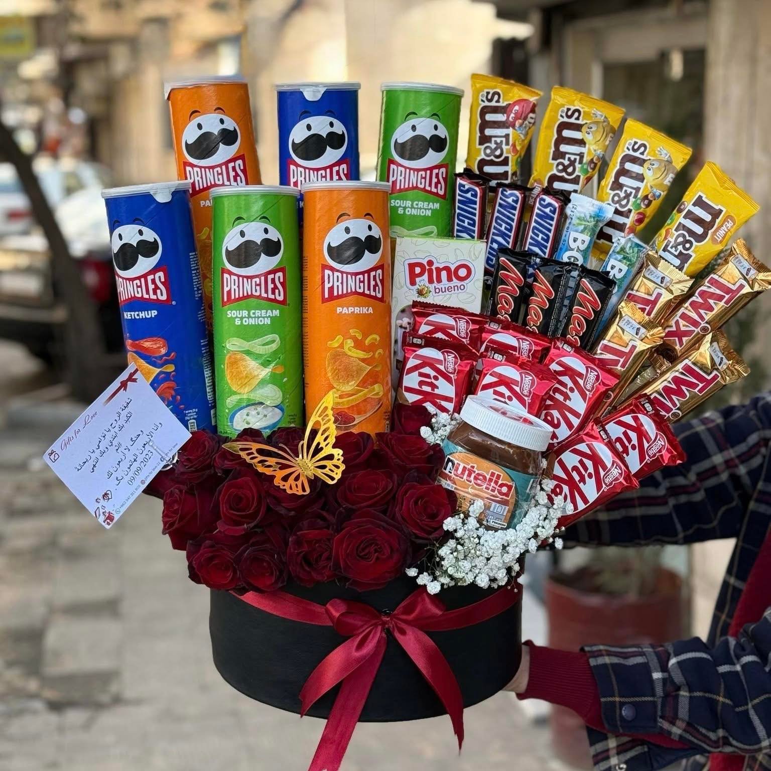 616862577_1160346906170720_265126421468109173_n Pringles & Chocolate Rose Gift Bouquet - Image 1