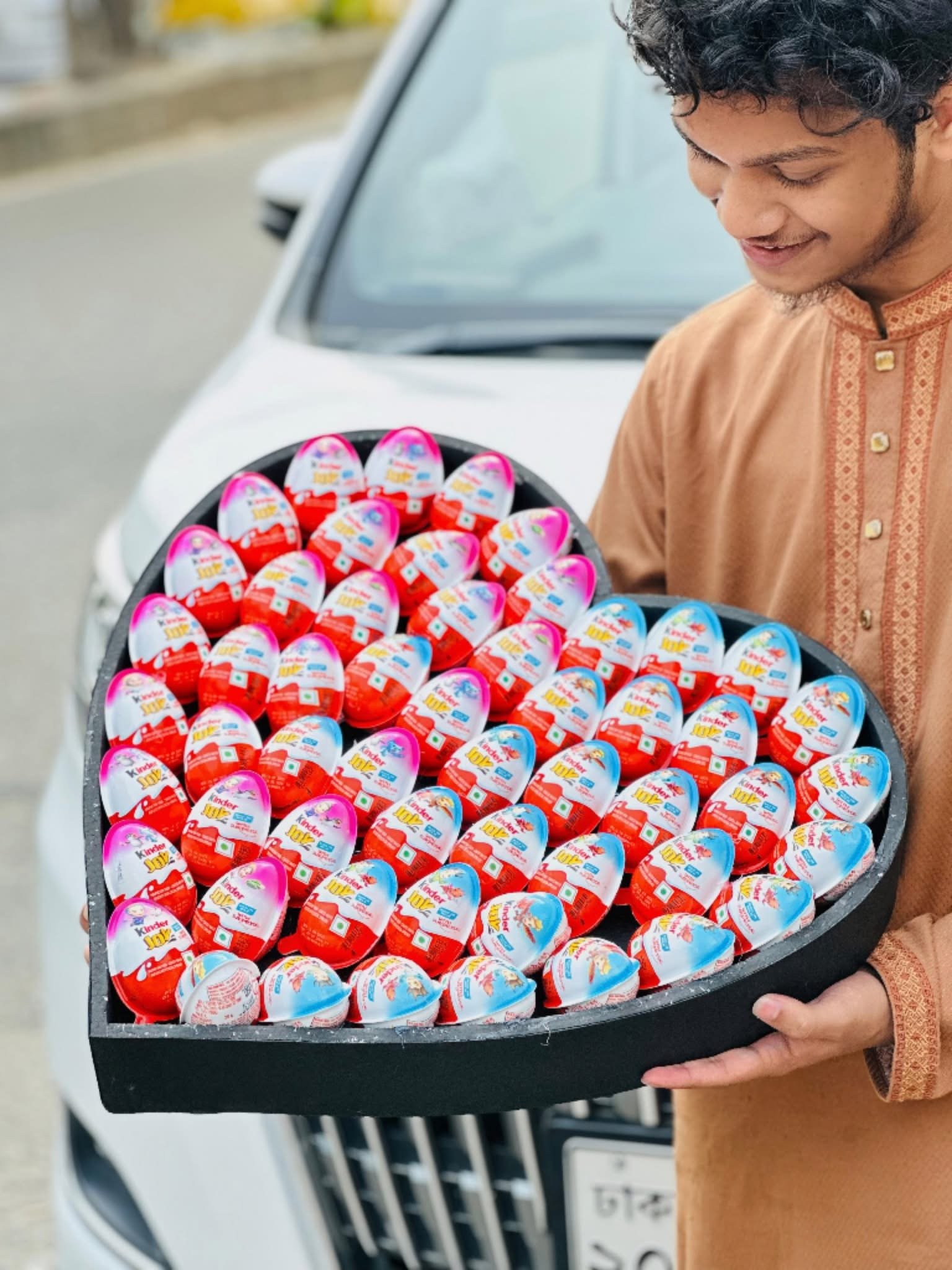 A Heart Full of Sweet Joy – 50 Kinder Joy Love Box A Heart Full of Sweet Joy – 50 Kinder Joy Love Box
