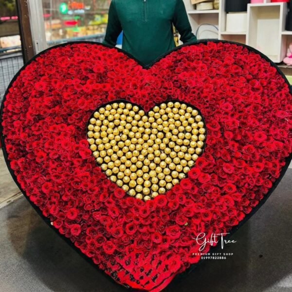 A Love Beyond Measure – 1500 Roses & Ferrero Heart