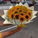 Grand Sunflower Bloom