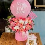 New Year 2026 Pink Rose Flower Box with Cake – 500gm