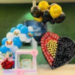 Cake with Red & Pink Flowers and Chocolate Balloon Set