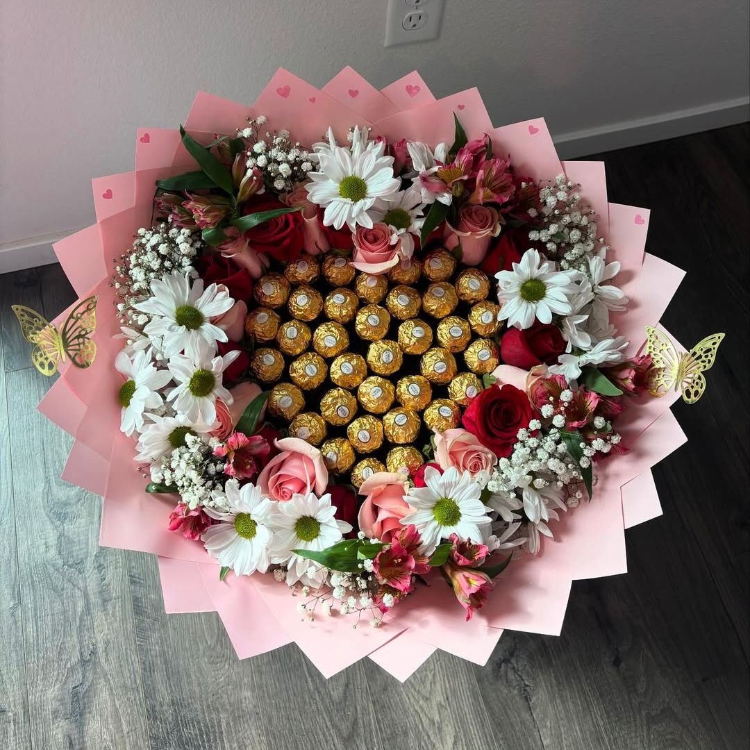 WhatsApp Image 2026-01-27 at 06.06.31 (3) Mixed Rose, Daisy & Ferrero Rocher Bouquet - Image 1