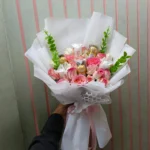 Chocolate & Pink Rose Bouquet