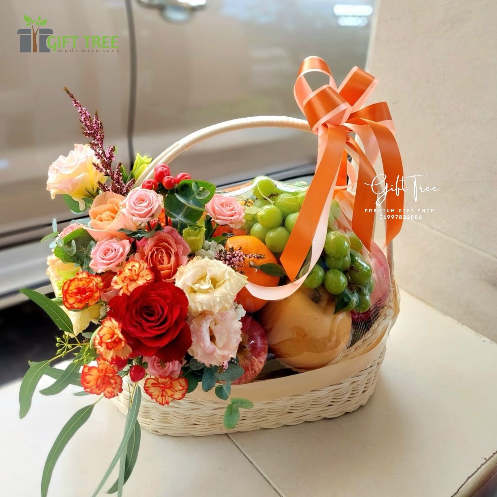 photo-output-7.jpeg Fresh Fruits box with flower 003 - Image 1