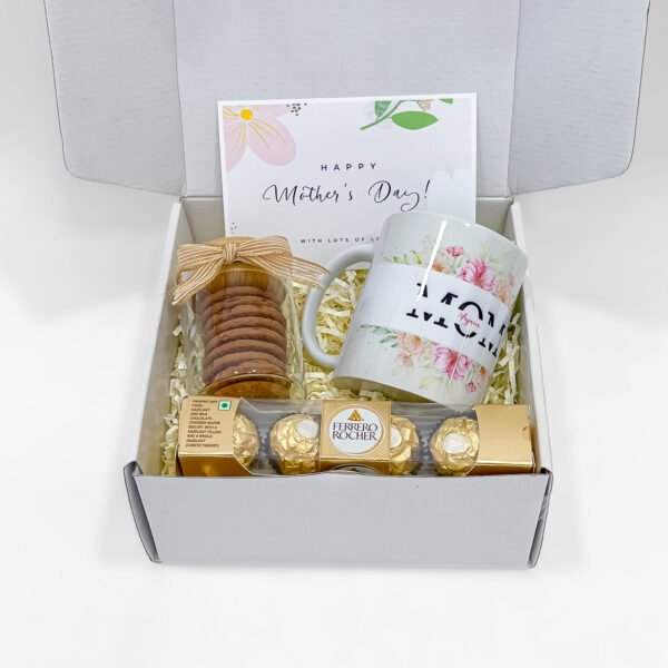 Warm Hug for Mom – Personalized Mug & Chocolate Gift Box